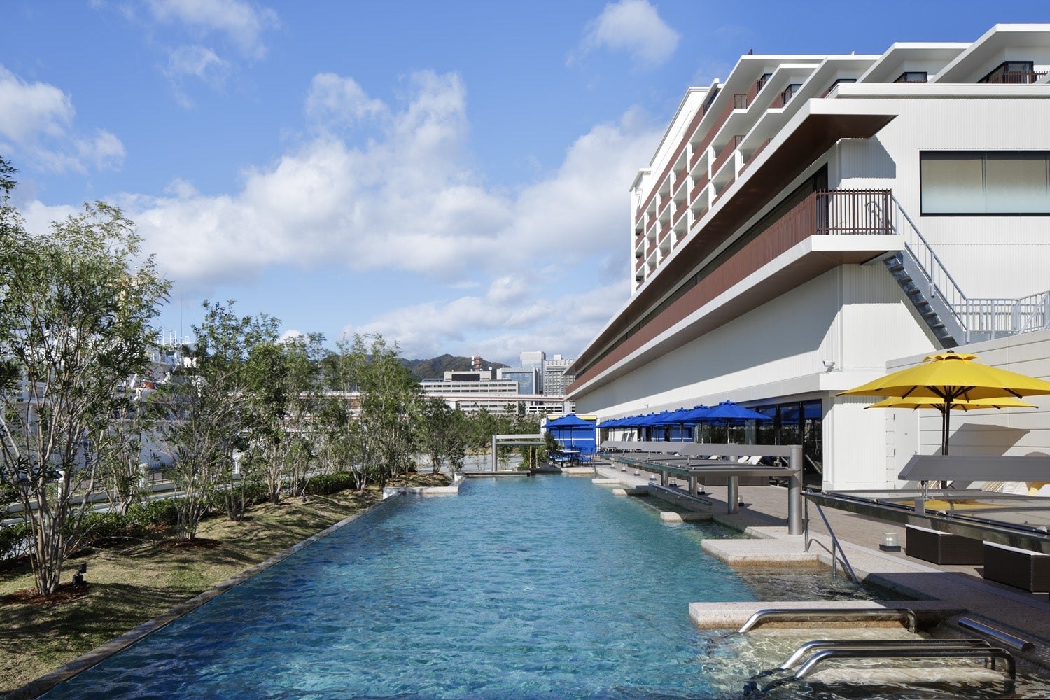 神戸みなと温泉 蓮／画像提供：ラスイート