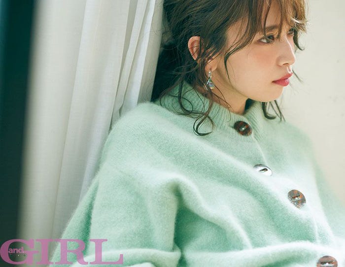 宮田聡子/「andGIRL」10月号(9月12日発売)より(画像提供:エムオン・エンタテインメント)