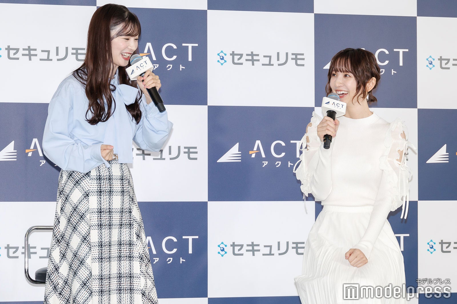 武藤十夢、篠田麻里子（C）モデルプレス