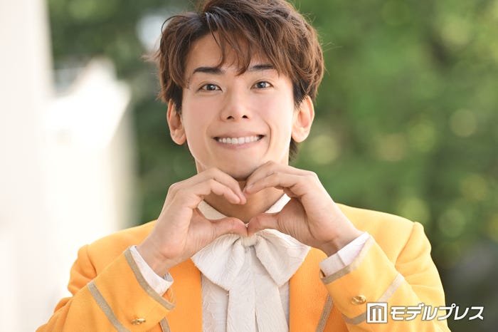 じん(C)モデルプレス