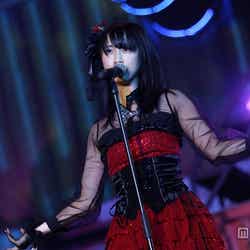 松井玲奈/「AKB48 2013 真夏のドームツアー~まだまだ、やらなきゃいけないことがある~」ナゴヤドーム公演2日目より(C)AKS