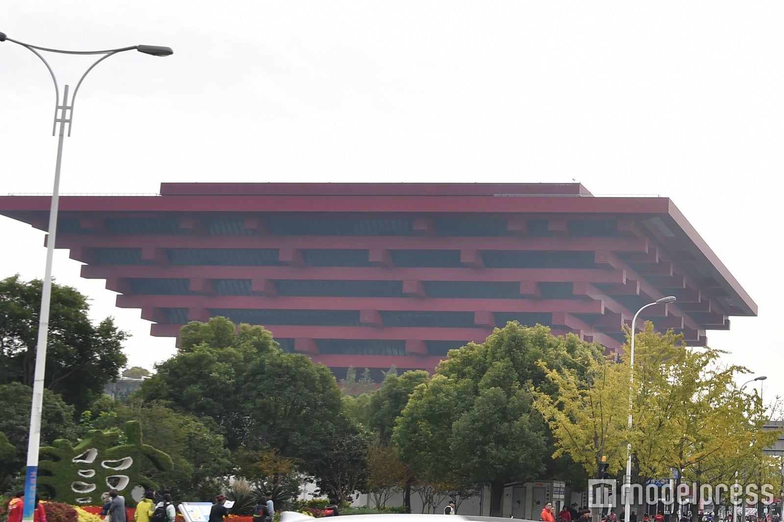 アリーナ南側「中華芸術宮」（C）モデルプレス