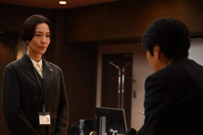 木村佳乃「アンチヒーロー」第3話より(C)TBS