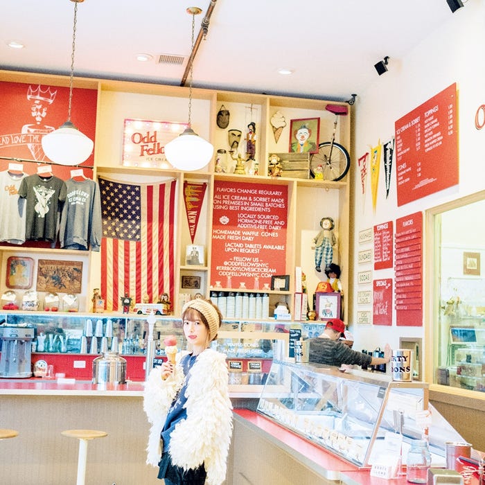 乃木坂46・橋本奈々未/写真集「2017」より(画像提供:小学館)