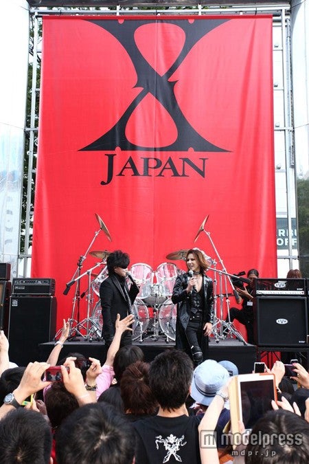 X JAPAN