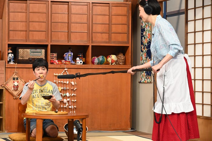 岡村隆史、草刈民代 (C)日本テレビ