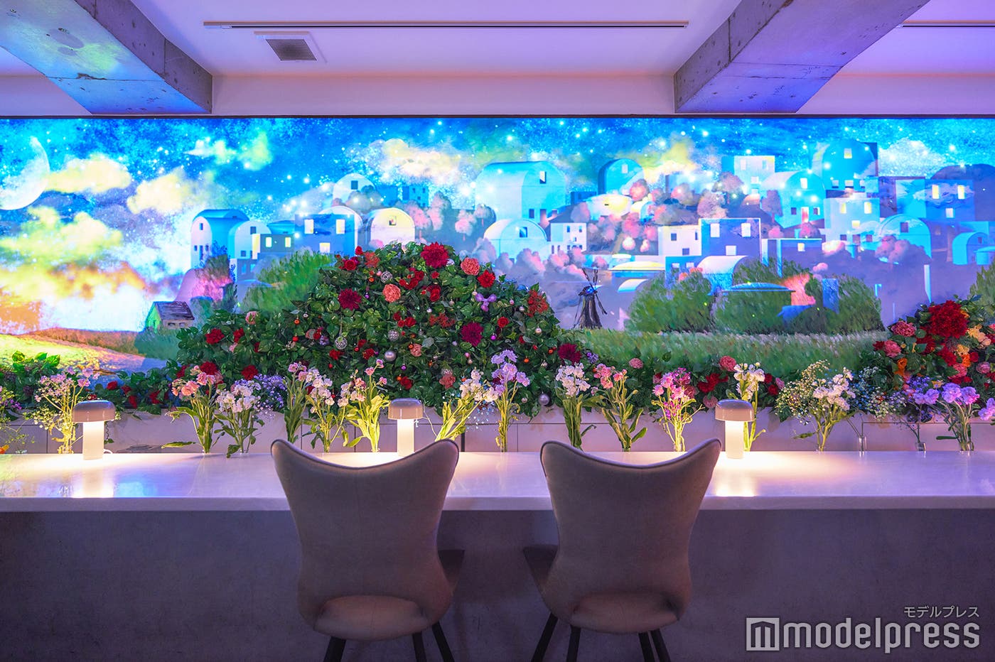 「FLOWER WALL MONE」プロジェクションマッピング(C)モデルプレス