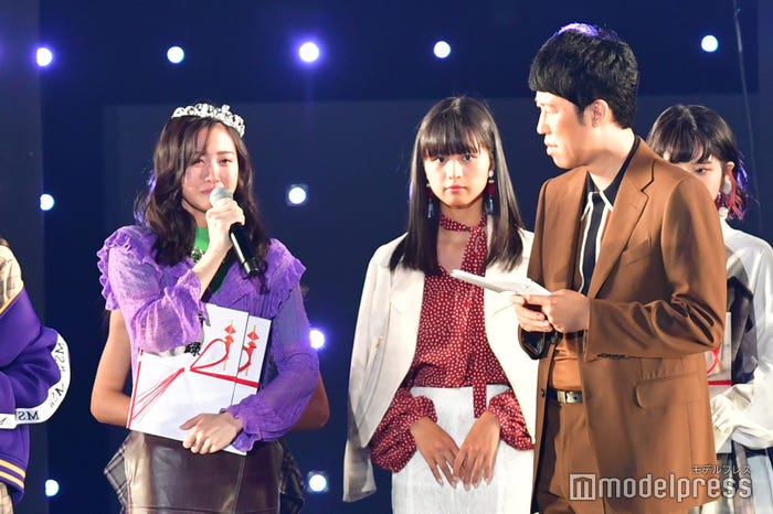 永井莉音さん受賞の様子 (C)モデルプレス