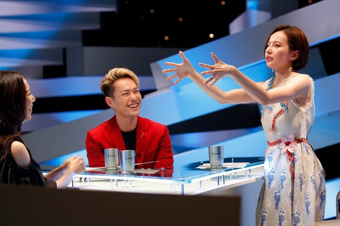 今市隆二、露崎春女、ベッキー/音楽番組「LOVE or NOT♪」より(提供画像)