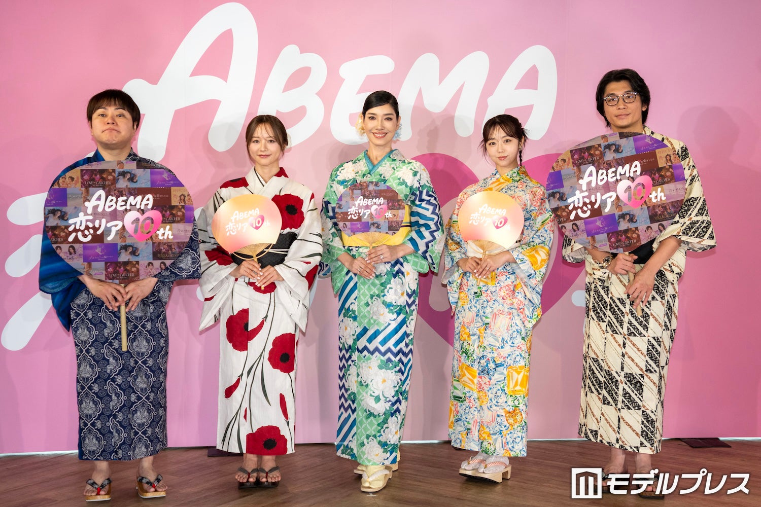 井上裕介、森香澄、アンミカ、峯岸みなみ、新山（C）モデルプレス
