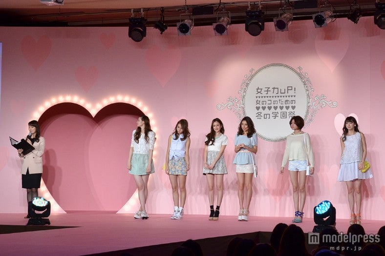 「オシャレを極める！ルミネファッション講座」（左から：本間智恵アナウンサー、ニコル、滝沢カレン、オードリー亜谷香、ラブリ、寺本愛美、大川藍）