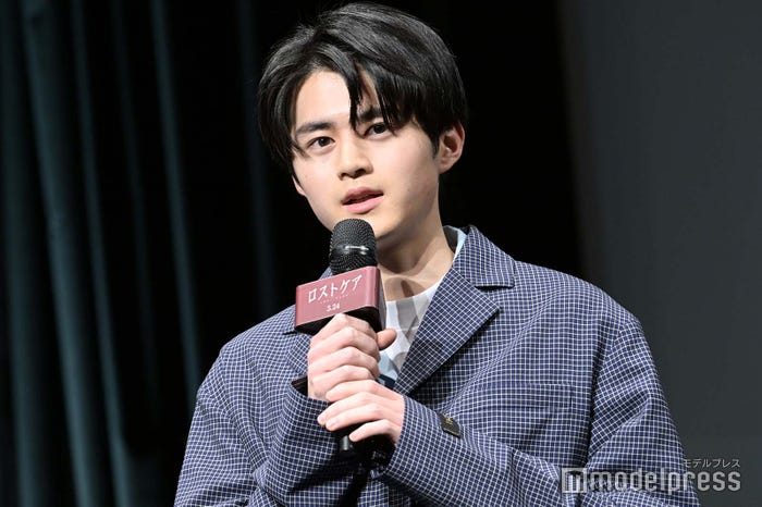 鈴鹿央士(C)モデルプレス