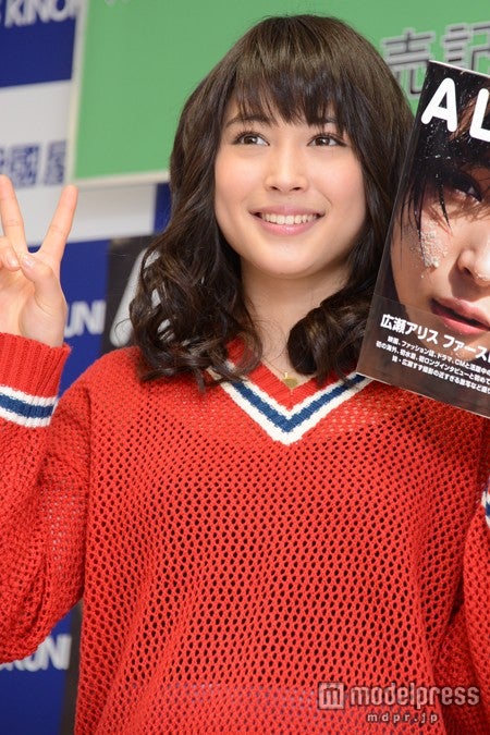 画像6 10 Seventeen モデル 水着姿を初披露 恥じらいはなかった モデルプレス 画像6 10 Seventeen モデル 水着姿を初披露 恥じらいはなかった モデルプレス