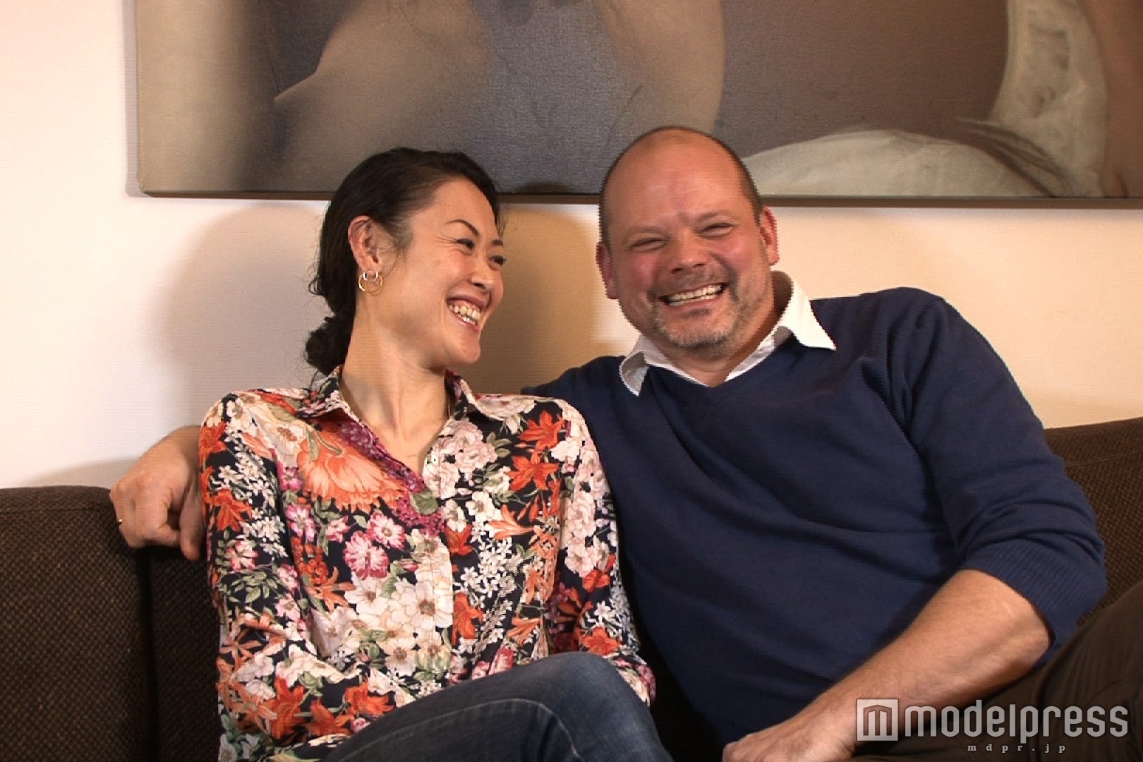 ノルウェーの日本人妻・マイコさんと夫・ニコライさん／画像提供：毎日放送