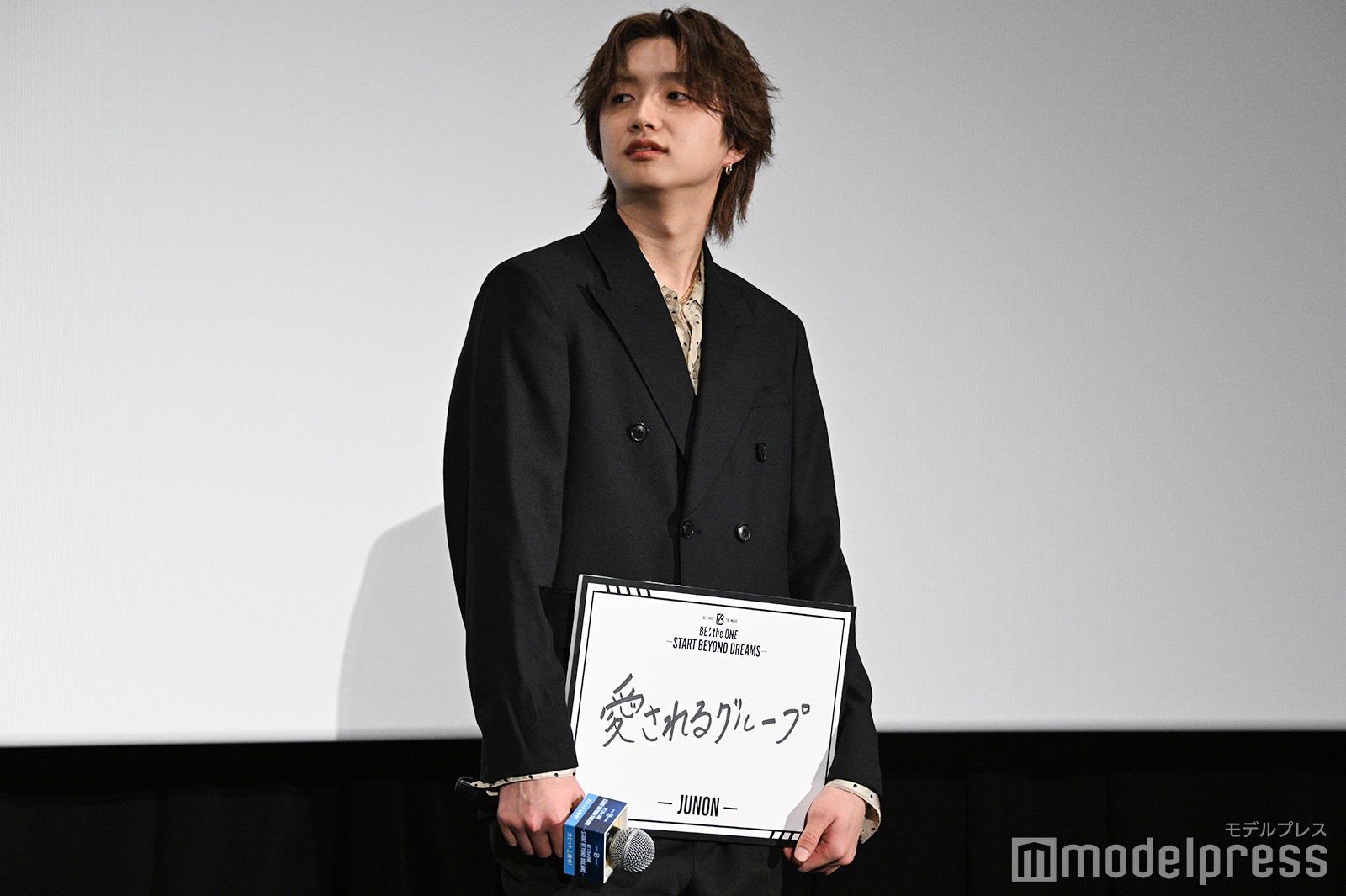 メンバーのユニークな回答に比べ「愛されるグループ」というストレートな回答を出し「申し訳ないです」と話したJUNON（ジュノン）（C）モデルプレス