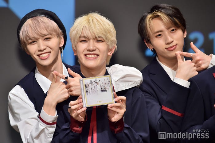 後藤威尊、髙塚大夢、許豊凡(C)モデルプレス