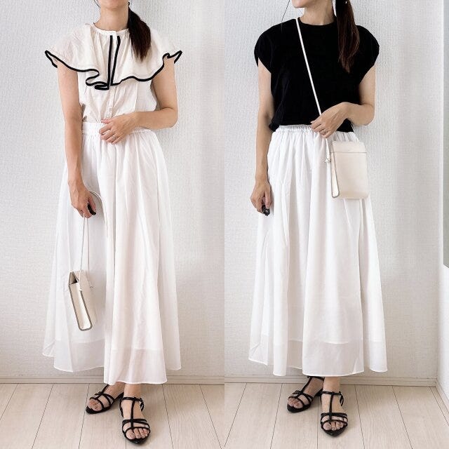 ボリュームフレアロングスカート　ブラックトップス　コーデ