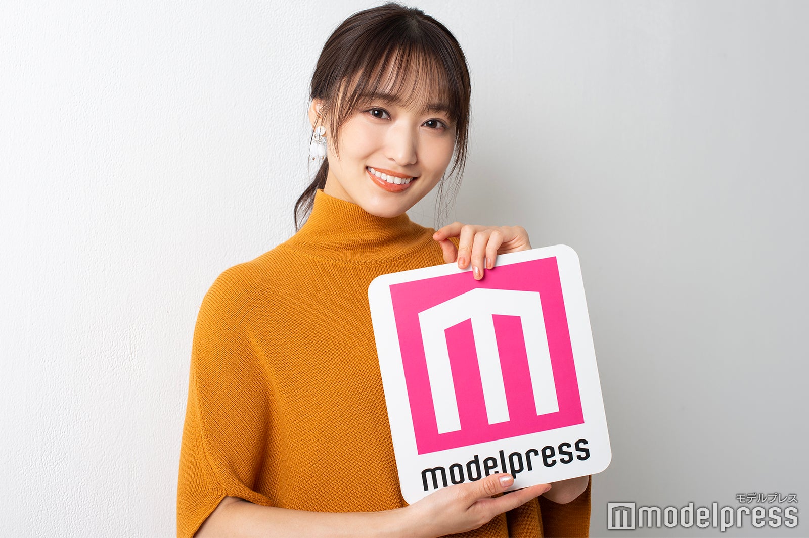 菅井友香（C）モデルプレス