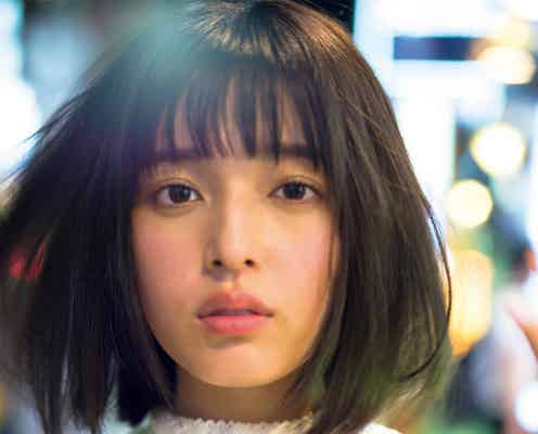 注目女優・矢作穂香、夜の新宿で美貌輝く