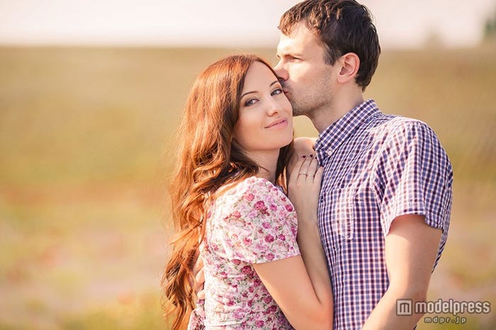 遠距離でも結婚できちゃう!(Photo by GTeam/Fotolia)