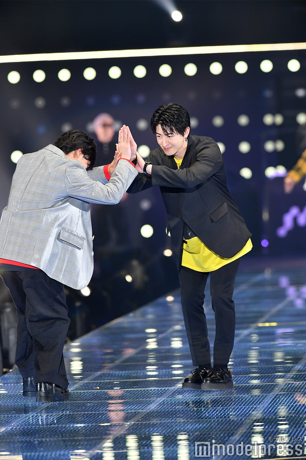 川村壱馬、佐野玲於 （C）モデルプレス