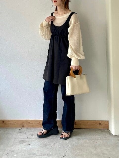 黒ワンピース　コーデ