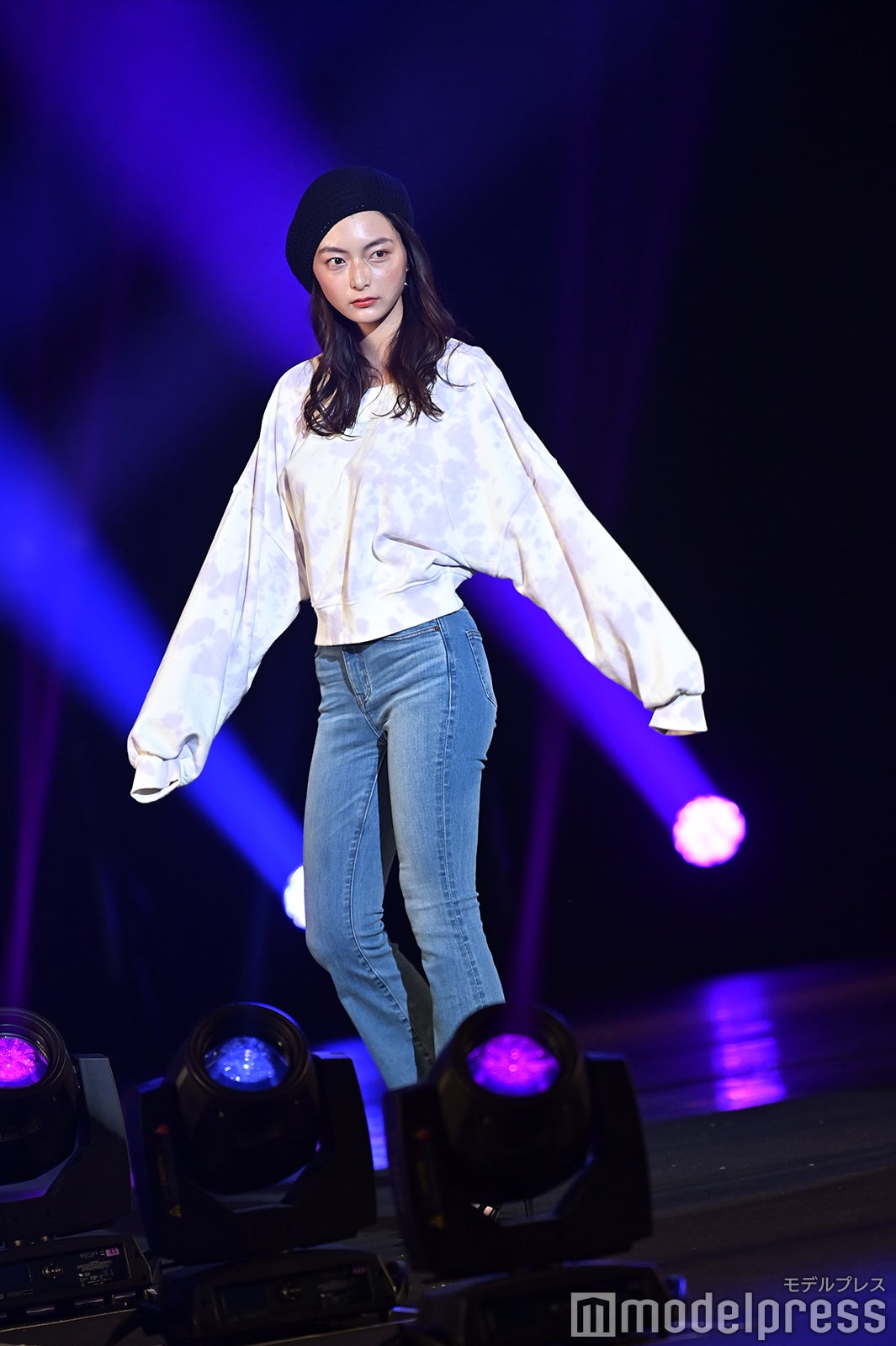 （C）モデルプレス