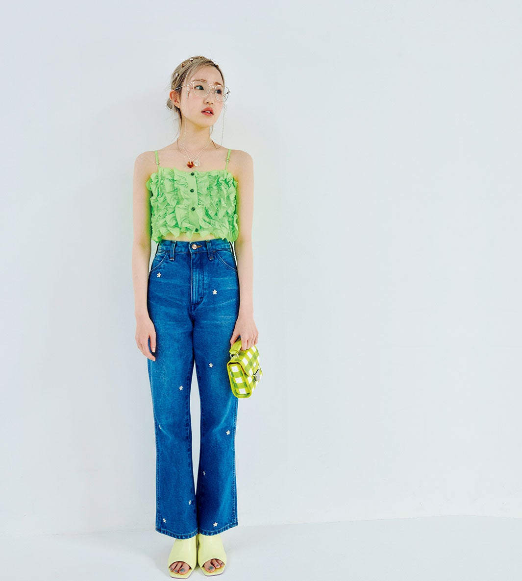 本田仁美／「mini」6月号（画像提供：宝島社）