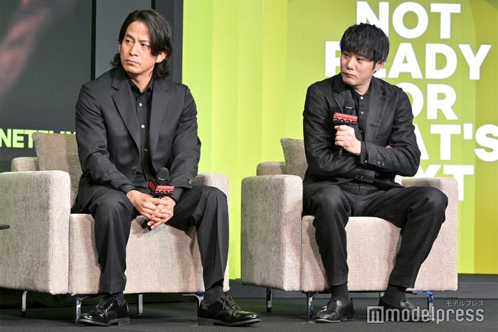 岡田准一、藤井道人監督(C)モデルプレス