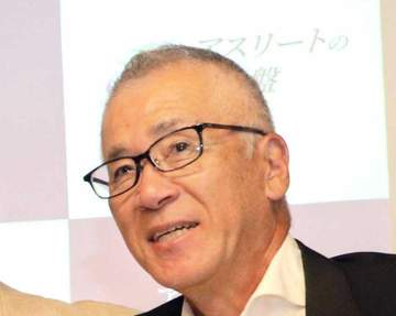 えっ久々に見たら雰囲気一変！盗塁王4度＆元オリックス監督が居酒屋開店 ヒゲを伸ばしてワイルドな姿に「渋おじに」「自然派カフェのオーナーみたい」
