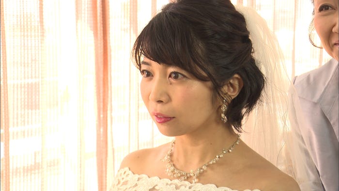 三倉佳奈 (C)フジテレビ