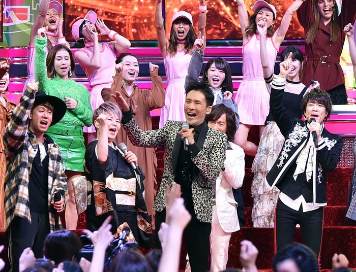 郷ひろみ(中央)、サプライズ登場(C)TBS