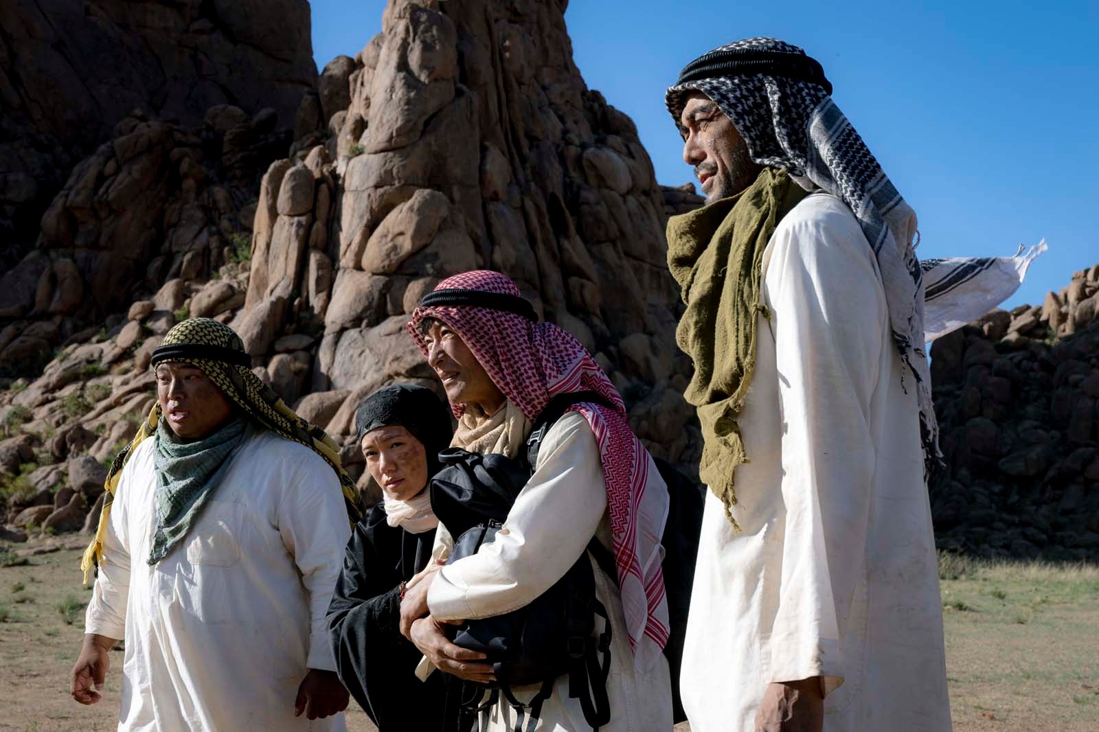 富栄ドラム、二階堂ふみ、堺雅人、阿部寛「VIVANT」第3話より（C）TBS