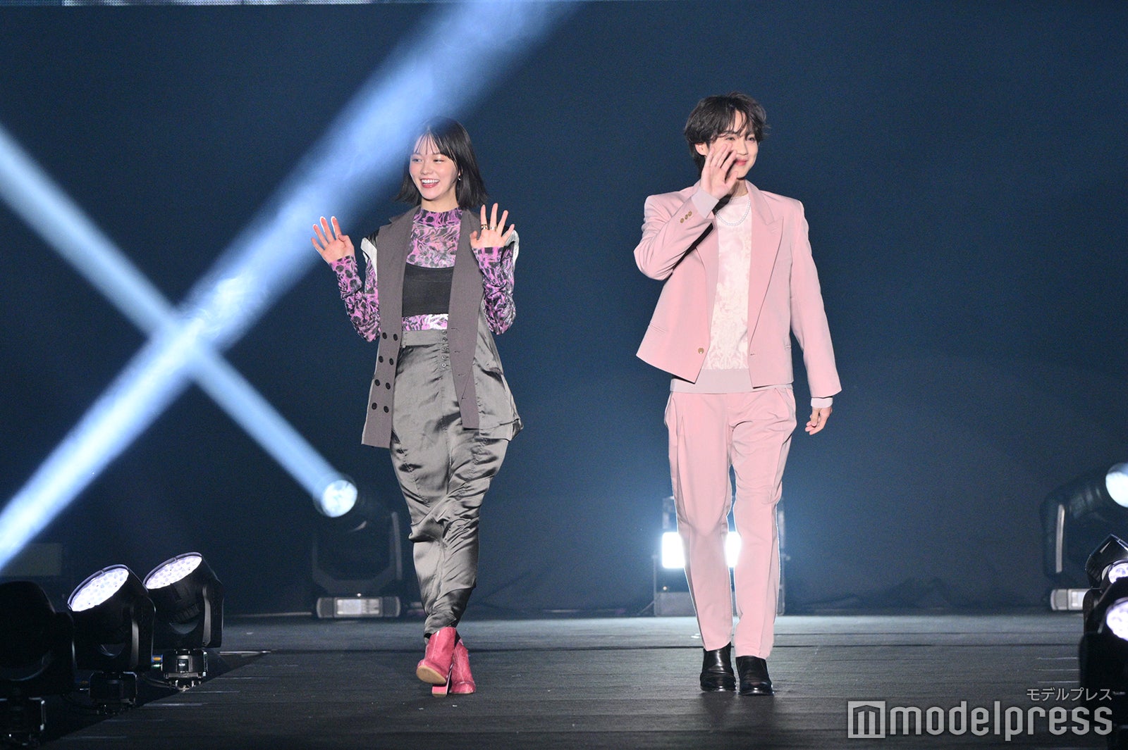 （C）モデルプレス