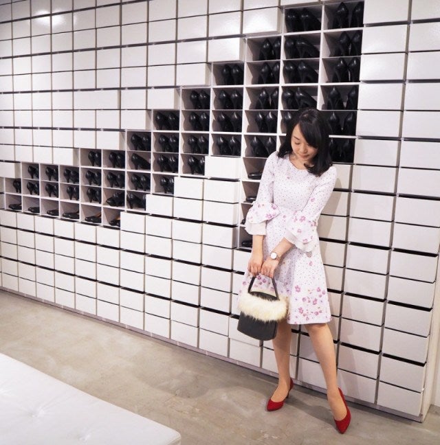 演劇やバレエの観劇デートはどんな服装がいい？ 冬の大人可愛いワンピースコーデ集♥ モデルプレス