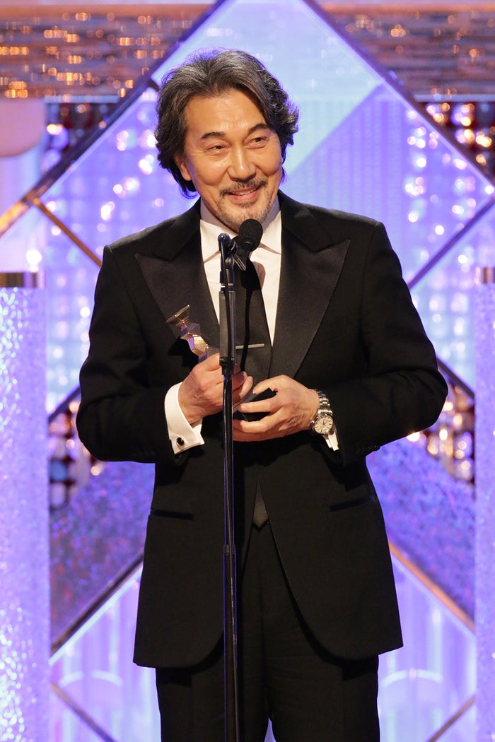 役所広司、“歴代最多”最優秀賞受賞の快挙「やっとゴジラの牙を抜いた感じがします」＜第47回日本アカデミー賞＞