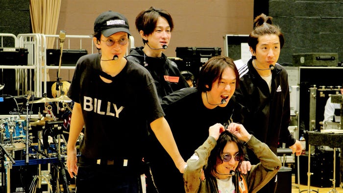 関ジャニ∞(左上から時計回りに)大倉忠義、横山裕、村上信五、丸山隆平、安田章大(C)フジテレビ