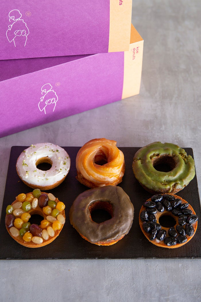 京都限定ボックス（京都ドーナツ6個入）<br />￥1,800（税抜）／画像提供：ストライプインターナショナル