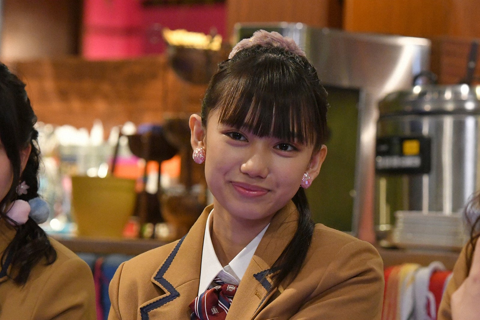 黒崎レイナ／「初めて恋をした日に読む話」第2話より（C）TBS