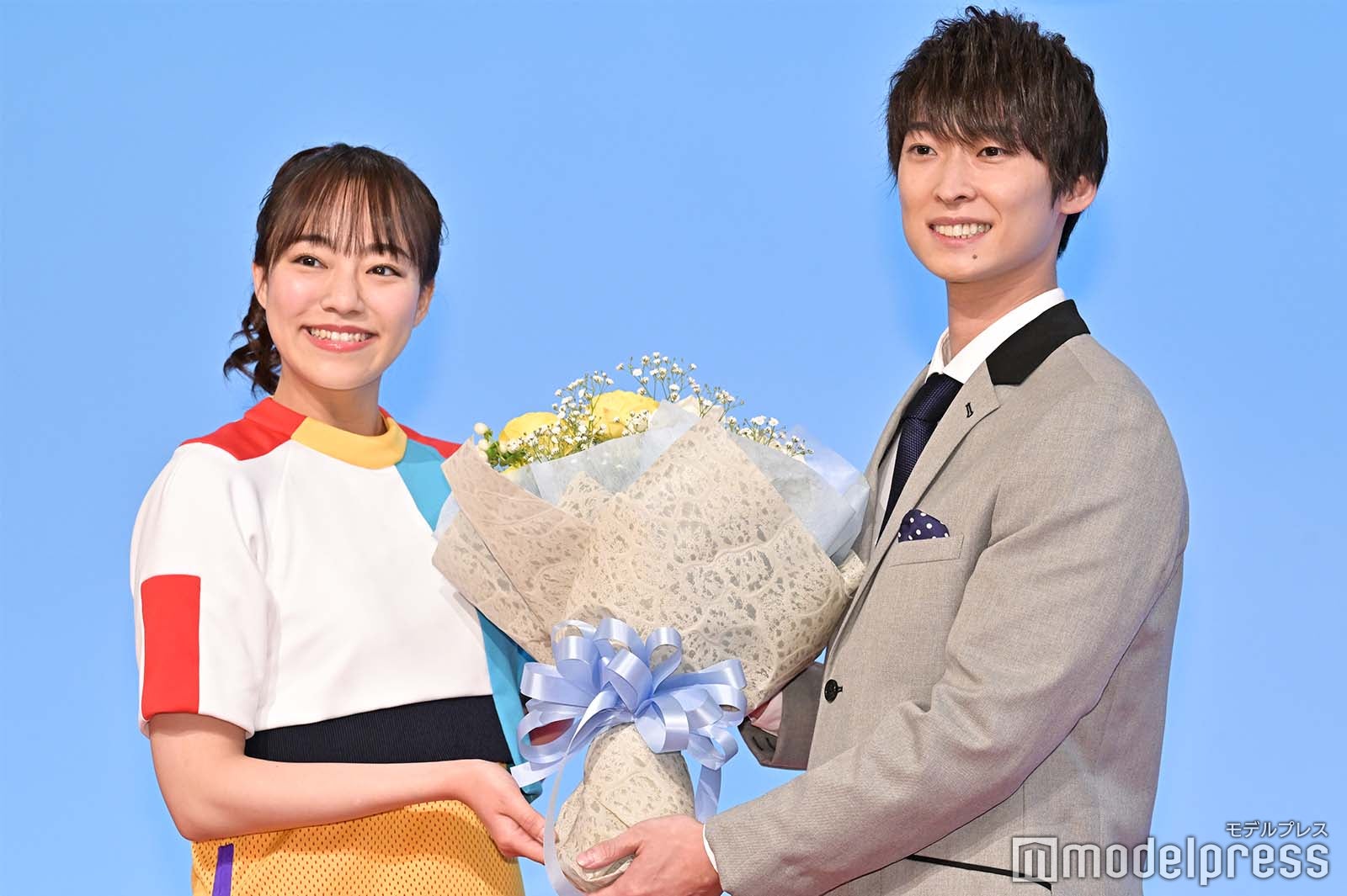 秋元杏月、福尾誠 （C）モデルプレス