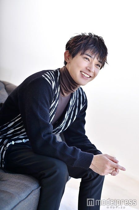 「大人」というワードが出るたびに“気取り顔”で笑わせてくれました(C)モデルプレス
