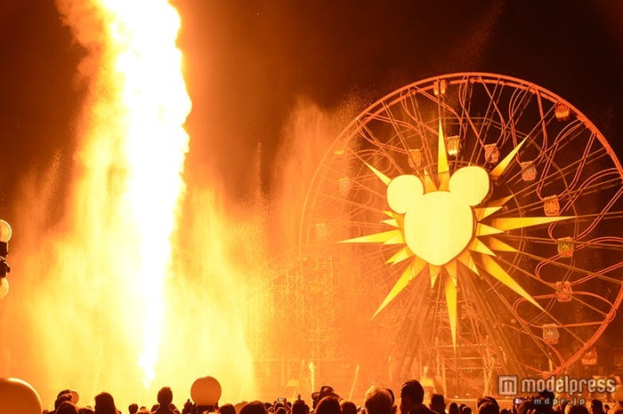 新エンターテイメント「ワールド・オブ・カラー:セレブレイト!ワンダフル・ワールド・オブ・ウォルト・ディズニー」