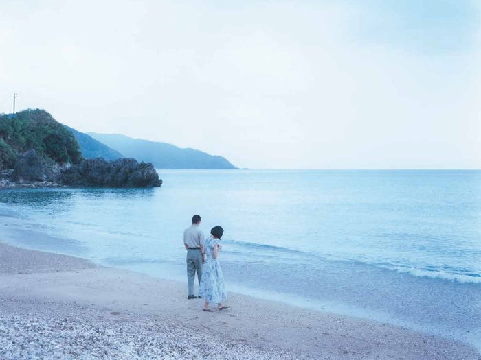 (左から)永山絢斗、満島ひかり「海辺の生と死」より(C)2017島尾ミホ/島尾敏雄/株式会社ユマニテ