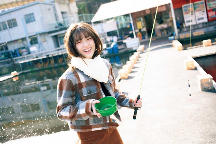 松村沙友理(C)桑島智輝、光文社