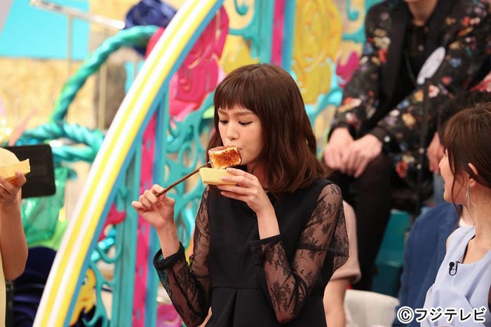 『金曜日の聞きたい女たち 桐谷美玲参戦!真夏のキラキラ2時間SP』より