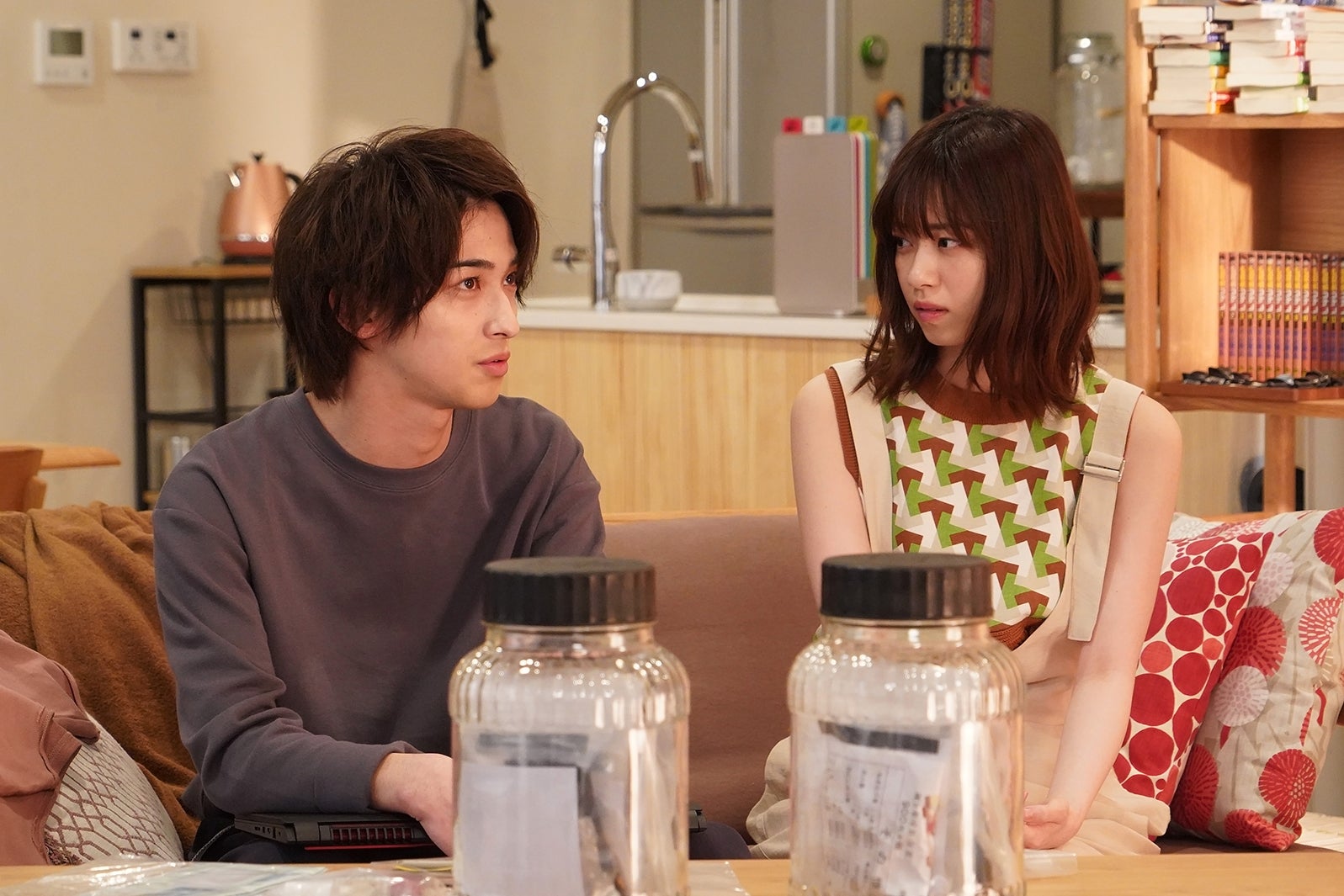 （左から）横浜流星、西野七瀬／「あなたの番です」第12話より（C）日本テレビ