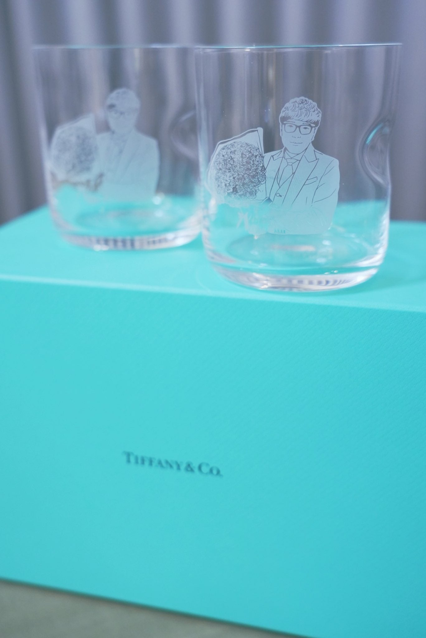 YouTubeからの結婚祝い／HIKAKIN公式Xより