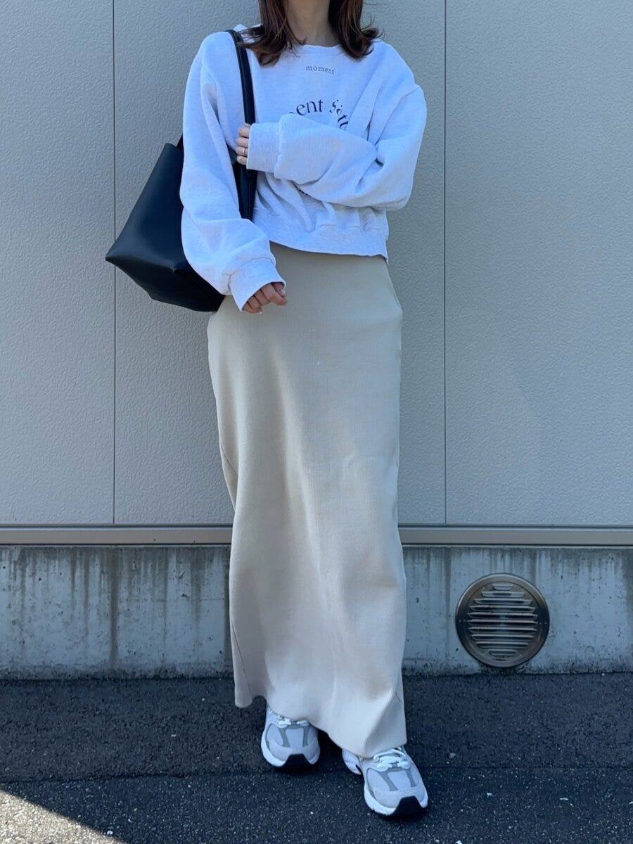 スウェット スカート コーデ スウェットとスカートのコーデ3