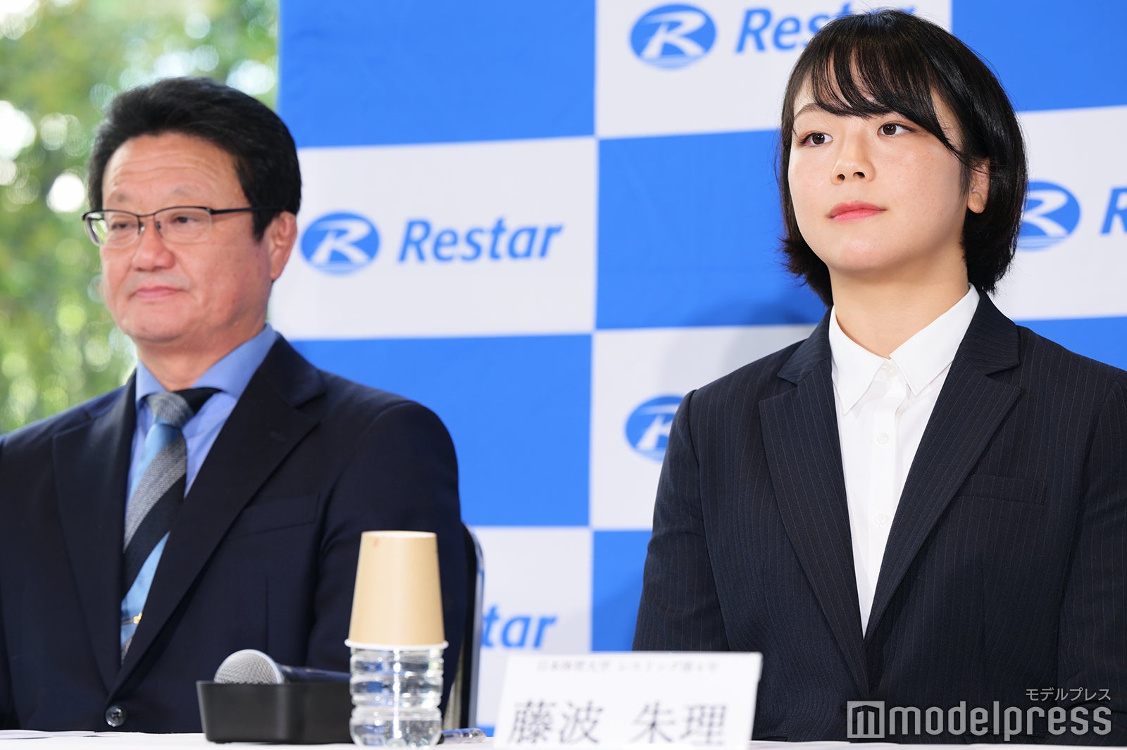 藤波俊一コーチ、藤波朱理（C）モデルプレス