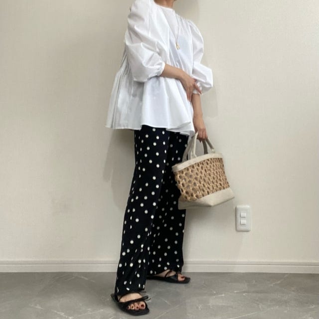 GU ドット パンツ コーデ GU ドット パンツ コーデ きれいめ ブラウス